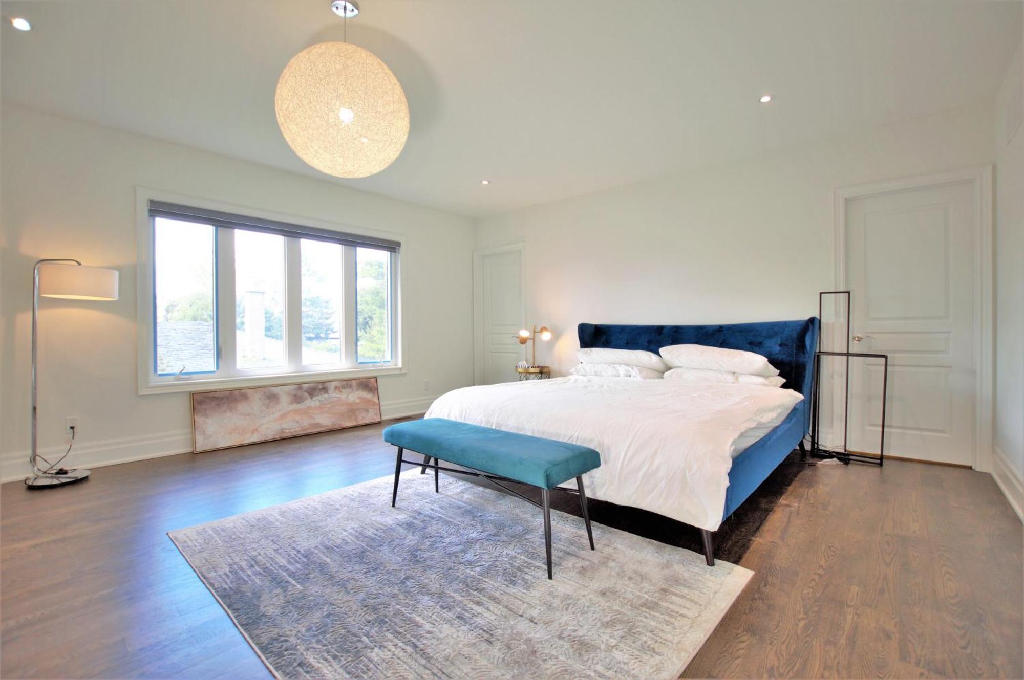 Modernized Five Bedroom Villa 列治文山 外观 照片