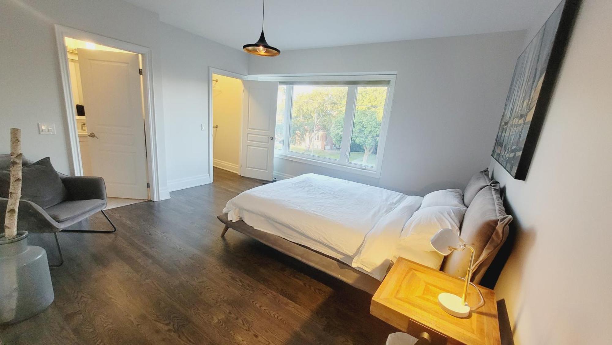 Modernized Five Bedroom Villa 列治文山 外观 照片